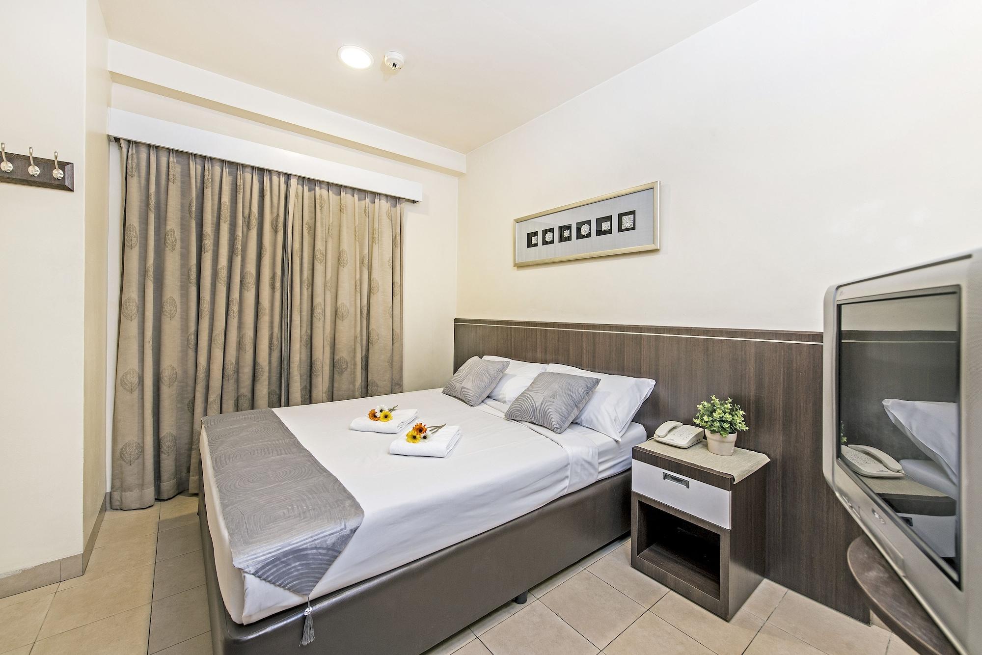 Hotel 81 Balestier Singapore Bagian luar foto