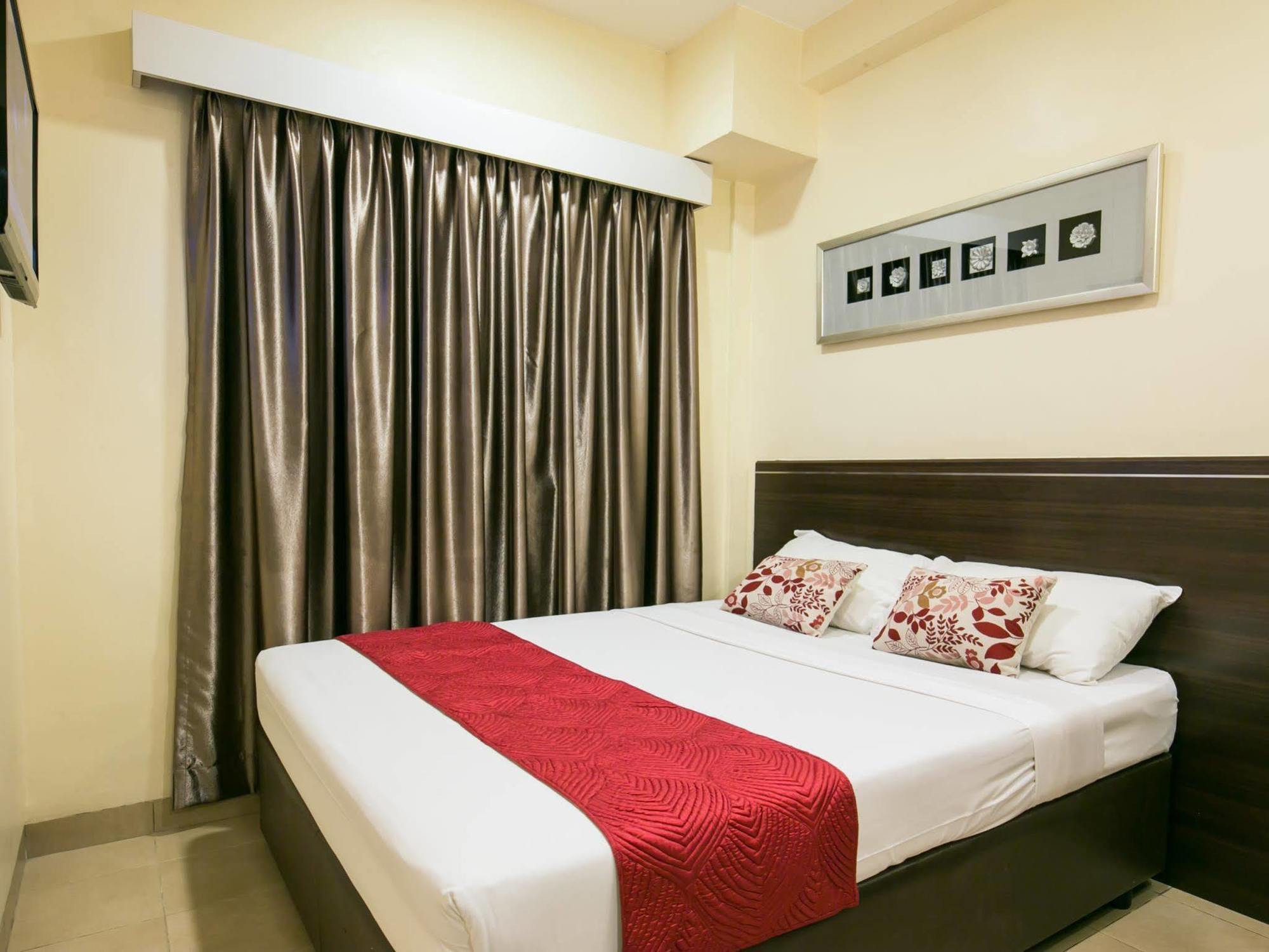 Hotel 81 Balestier Singapore Bagian luar foto